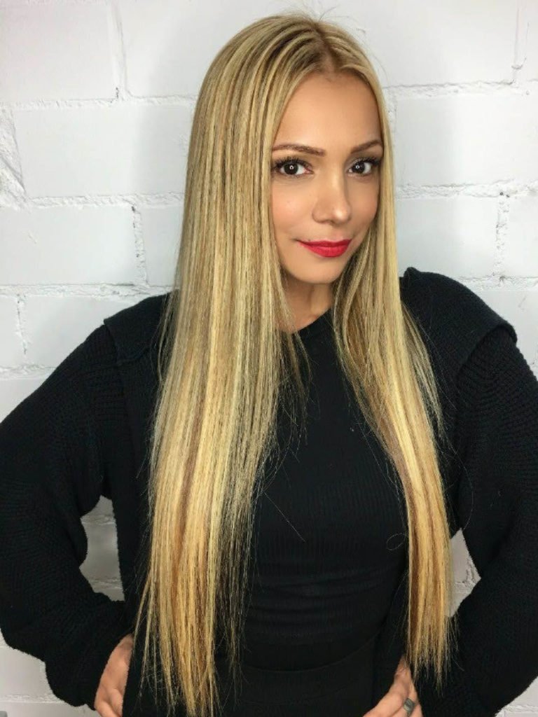 Radost Bokel mit Extensions