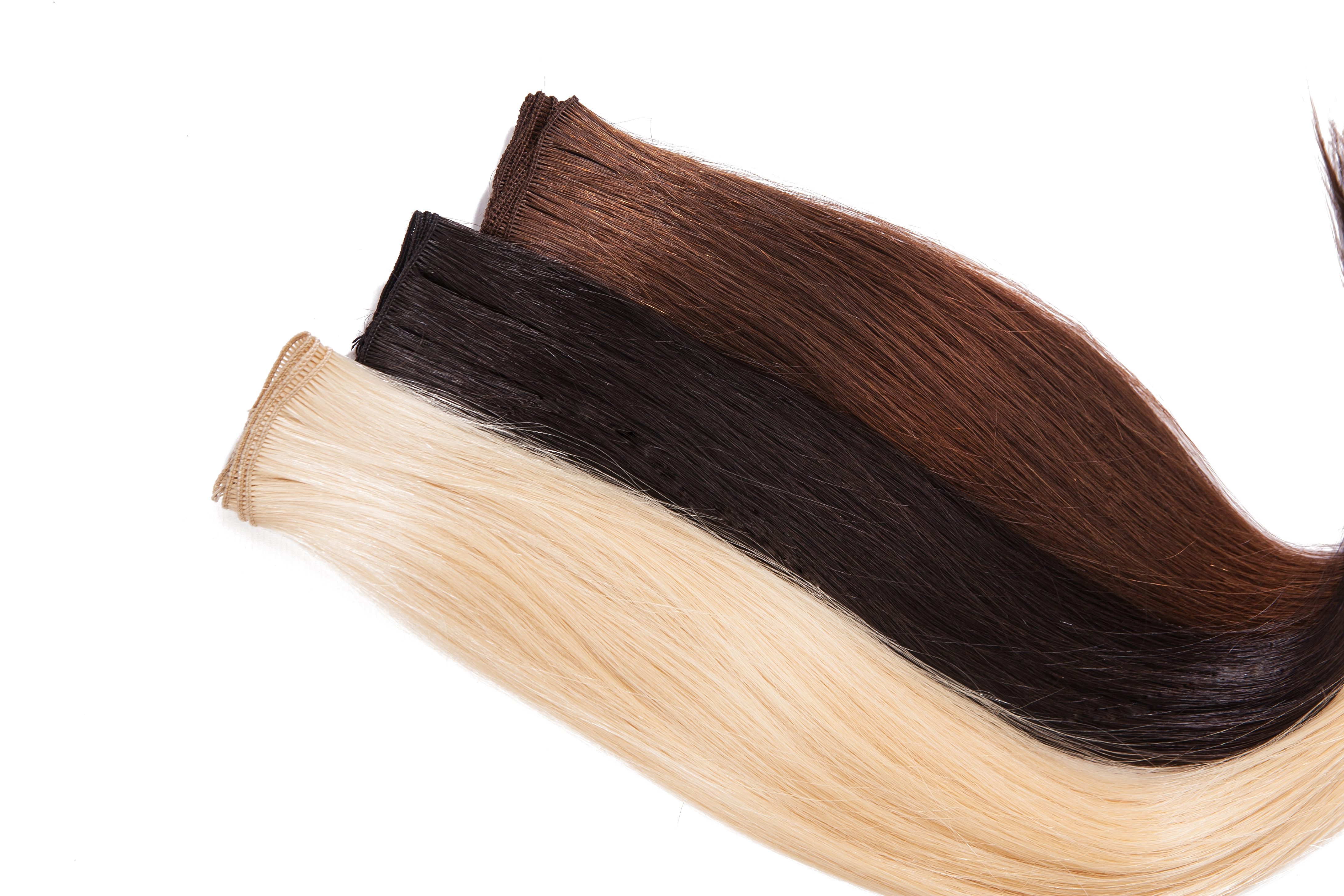 Weave Extensions von Verlocke in schwarz, braun und blond