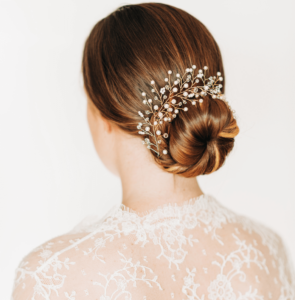 Duttfrisur für die Hochzeit