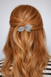 Geklemmte Half-up-Styles