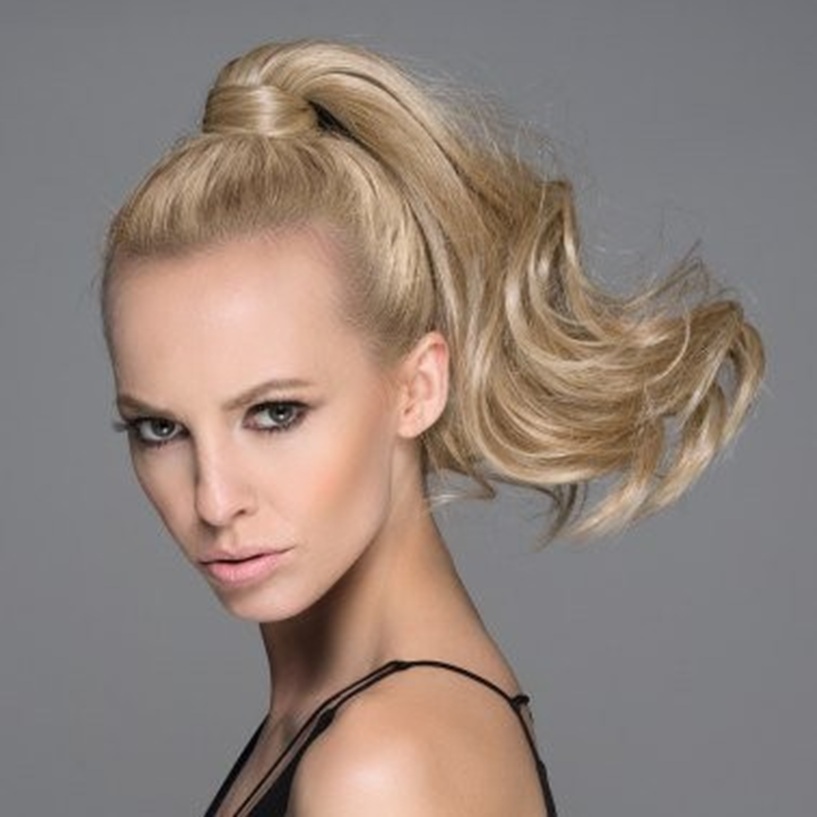 Pferdeschwanz (Ponytail) Lockig