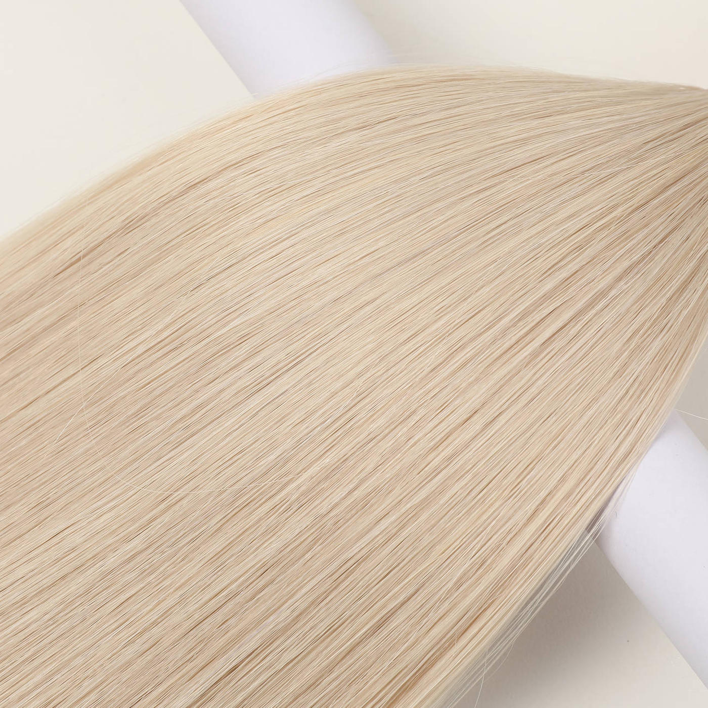 380 Weißblond Ice