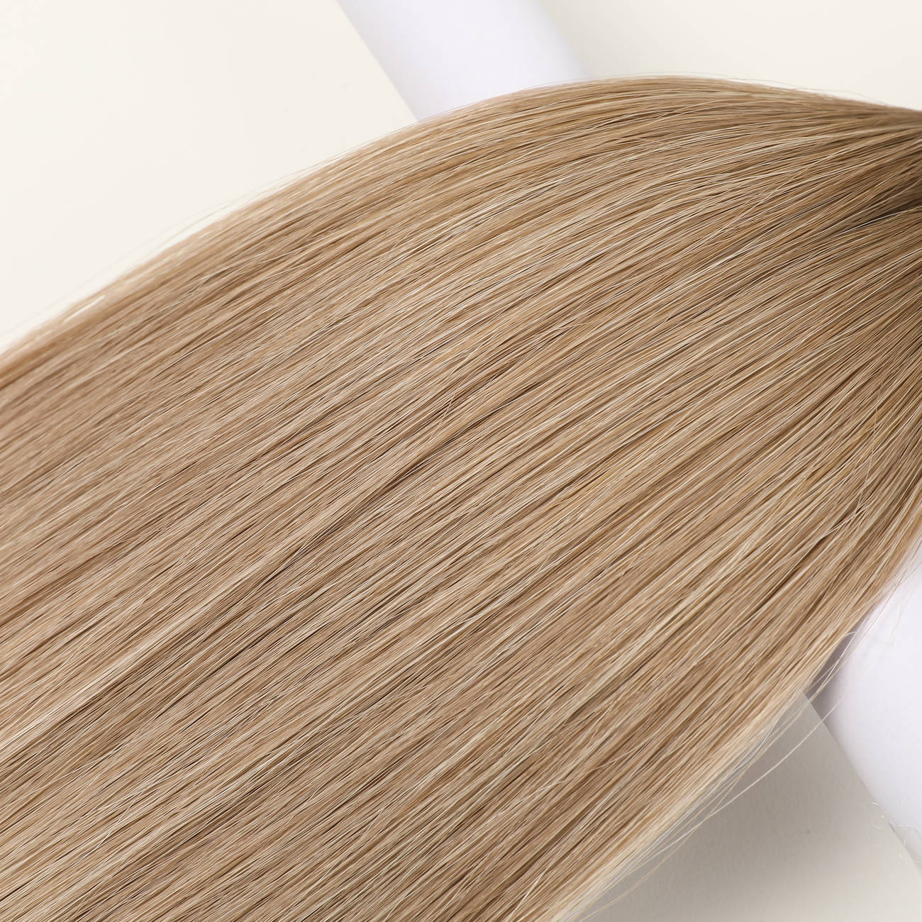 #19 Smokey Frost Blonde